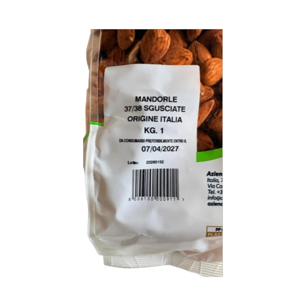 Busta da 1 kg di mandorle sgusciate italiane naturali con pellicina, Voglia di Natura Campobasso